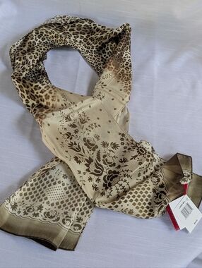 Oscar de la Renta Leopard Print Silk Scarf - Green Brown & Cream NWT